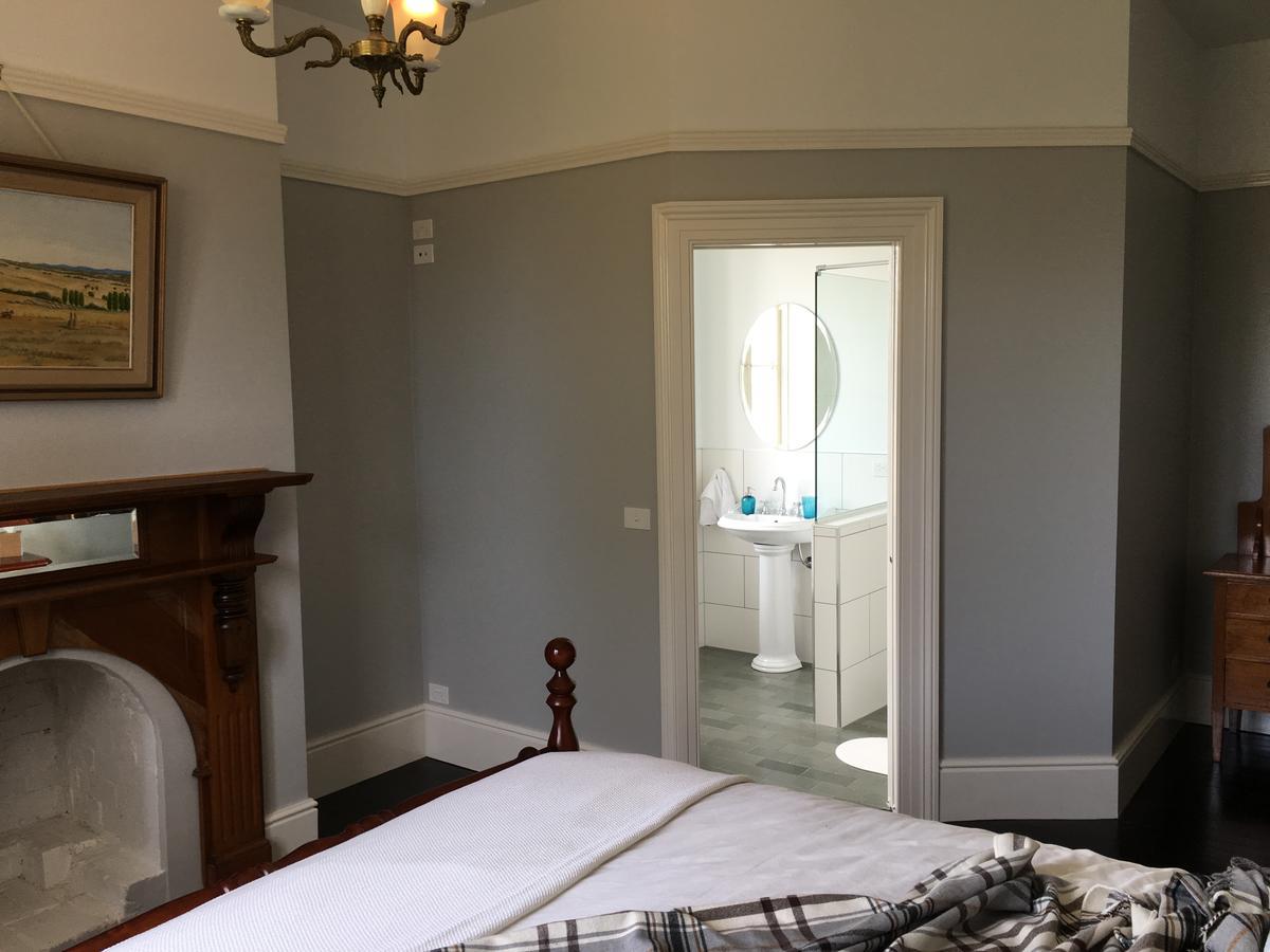 บอสโคเบล ออฟ แทสมาเนีย Bed & Breakfast อัลเวอร์สโตน ภายนอก รูปภาพ