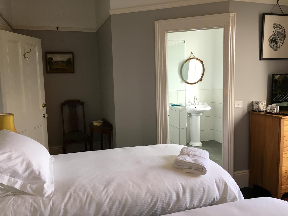 บอสโคเบล ออฟ แทสมาเนีย Bed & Breakfast อัลเวอร์สโตน ภายนอก รูปภาพ